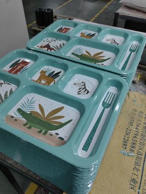 materia prima della melammina 20kgs/bag   Ciotole di plastica della melammina di Cas 108-78-1