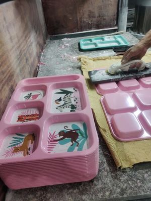 La materia prima della melammina non tossica spolverizza il composto del modanatura dell'urea 99,8%