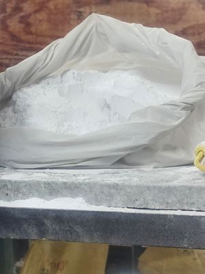 Polvere di copertura del menisco d'acciaio bianca della melammina del grado di industria della polvere della melammina dell'OEM C3H6N6