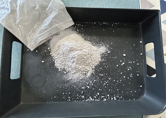 990,9% Purezza Melamina Materia prima Vetro in polvere Non tossico 25 kg / sacchetto Cianuramide