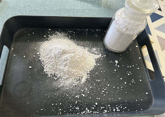 990,9% Purezza Melamina Materia prima Vetro in polvere Non tossico 25 kg / sacchetto Cianuramide