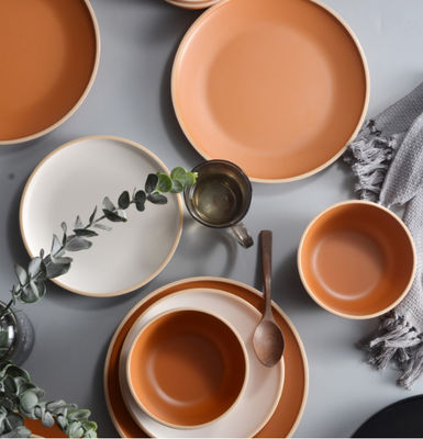 Gufaith Melamine Dinnerware Set 12 pezzi, piatti e ciotole per 4 persone, set di stoviglie indistruttibili, ideali per le feste,