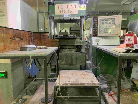 Macchina per lo stampaggio a compressione di melammina a controllo informatico 350 t