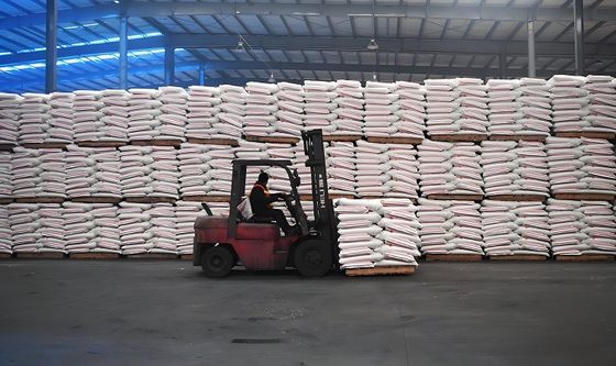 Polvere di melamina pura 99,9% Purezza Affidata dal Vietnamese Chemical Melamine Toilet Seat