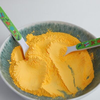 GUFAITH Yellow Melamine Formaldehyde Resin Powder Food Grade for Plate Cup Tray Bowl Spoon Manufacturing for Home Use Hotel Picnic