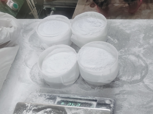 Polvere di copertura del menisco d'acciaio bianca della melammina del grado di industria della polvere della melammina dell'OEM C3H6N6
